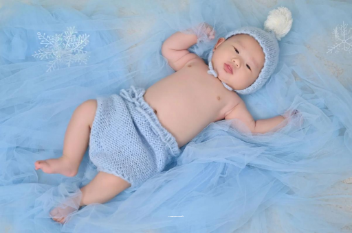 建湖宝宝眼睛肿是什么原因 建湖宝宝眼睛肿是什么原因